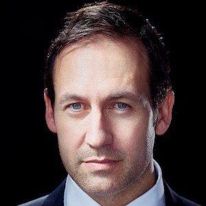 Steve Hewlett Biography