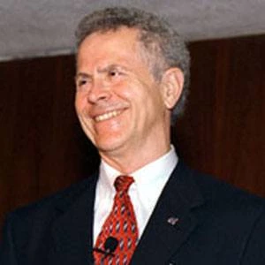 Homer Hickam Biography