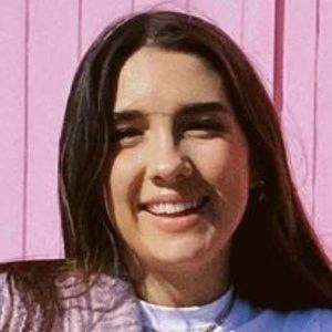 Bella Hill Biography