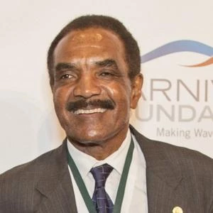 Calvin Hill Biography