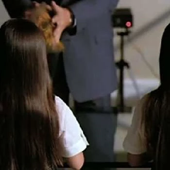 Hillary Kidwell - Age, Bio, Birthdate, Family, Networth & More