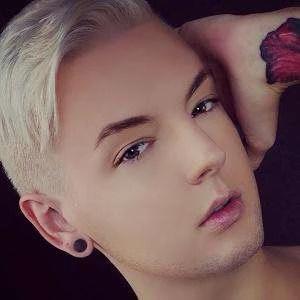 Brandon Hilton - Income, Birthday, Family, Bio, Networth & More