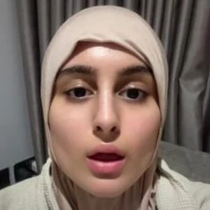 himynameisaziza Biography