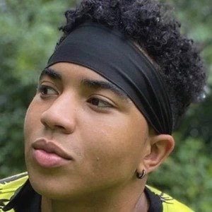 La'Ron Hines Biography