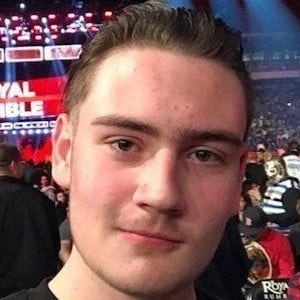 Brandon Hodge - Parents, Networth, Bio, Birthdate, Family Wiki & More