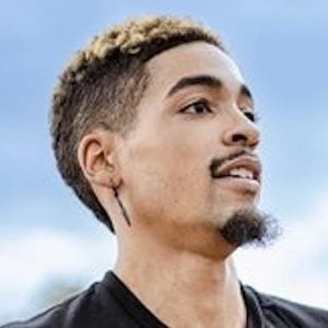 Isaiah Hodge - Age, Bio, Birthdate, Family, Networth & More