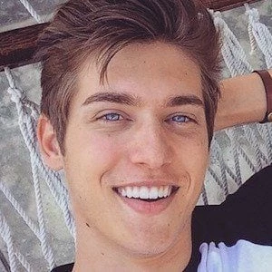 Brandon Hoffman - Family, Bio, Birthday, Family, Income & More