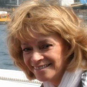 Sue Holderness Biography