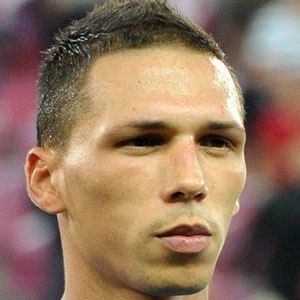 Jose Holebas - Networth, Bio, Wiki, Family, Birthday, Networth & More