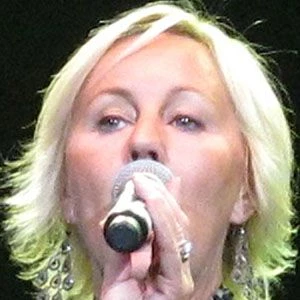 Shirlie Holliman - Age, Wiki, Birthdate, Bio, Networth, Family & More