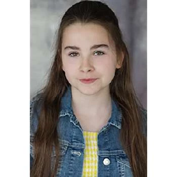 Holly Cook - Age, Bio, Birthdate, Family, Networth & More