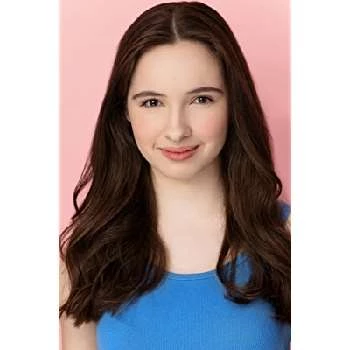 Holly Reichert - Age, Bio, Birthdate, Family, Networth & More