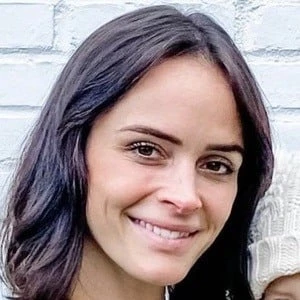 Ashley Holt Biography