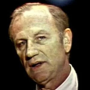 Red Holzman - Birthday, Bio, Wiki, Family, Networth & More