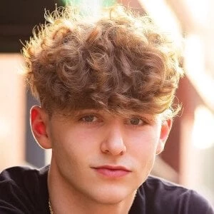 Luke Homan - Age, Bio, Birthdate, Family, Networth & More