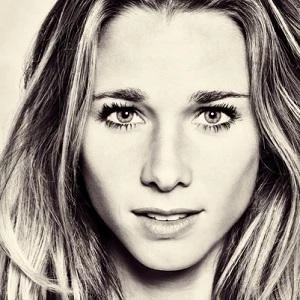 Ellen Hoog - Age, Bio, Birthdate, Family, Networth & More