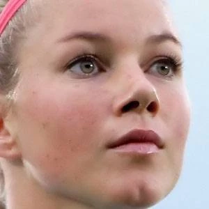Anouk Hoogendijk Biography