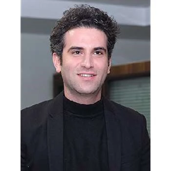 Hootan Shakiba - Parents, Networth, Bio, Birthdate, Family Wiki & More