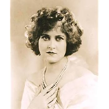 Hope Hampton - Biography, Birthday, Family, Wki, Networth & More