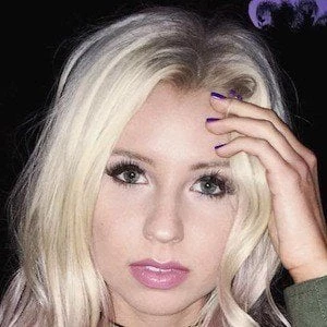 Tiffany Houghton Biography