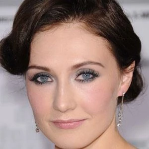 Carice Van Houten Biography