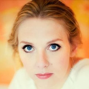 Jelka Van Houten Biography