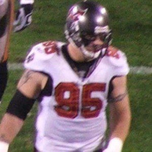 Chris Hovan Biography