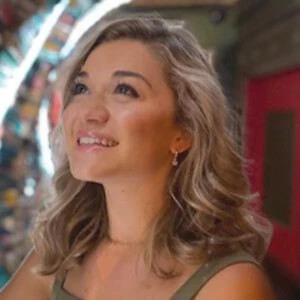 Abby Howard Biography