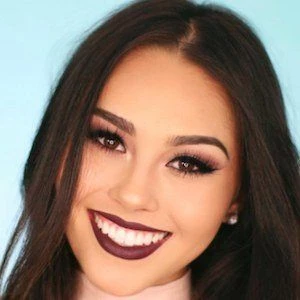 Roxette Arisa Howe Biography