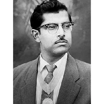 Hrishikesh Mukherjee - Birthplace, Bio, Wiki, Birthday, Family, Networth & More
