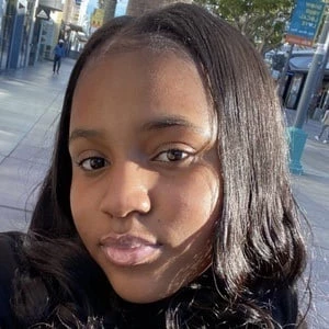 Http.emonie - Birthdate, Age, Family, Bio, Networth & More