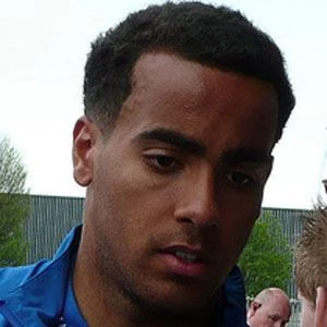 Tom Huddlestone - Biography, Birthday, Wiki, Family, Networth & More
