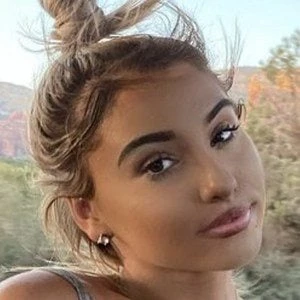 Emily Huff - Parents, Networth, Bio, Birthdate, Family Wiki & More