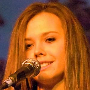 Sierra Hull - Networth, Bio, Wiki, Family, Birthday, Networth & More