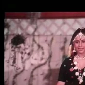 Huma Khan - Age, Bio, Birthdate, Family, Networth & More