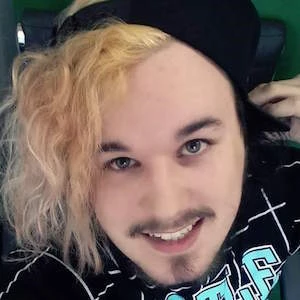 Aaron Hunter - Income, Birthday, Family, Bio, Networth & More