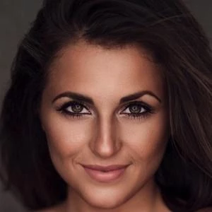 Marisa Hunter - Age, Bio, Birthdate, Family, Networth & More