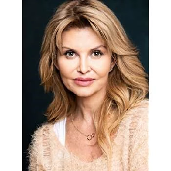 Hunter Phoenix - Height, Bio, Wiki, Family, Birthplace, Networth & More