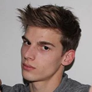 Nick Hurst - Age, Bio, Birthdate, Family, Networth & More