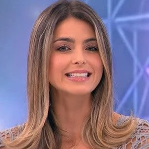 Cristina Hurtado - Parents, Networth, Bio, Birthdate, Family Wiki & More