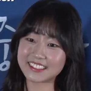 Kim Hwan-hee Biography