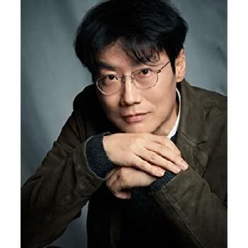 Hwang Dong-hyuk - Age, Bio, Birthdate, Family, Networth & More