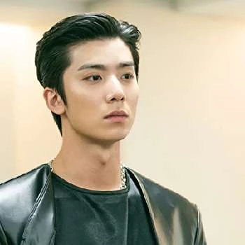 Hwi-Yeong Kim - Age, Bio, Birthdate, Family, Networth & More