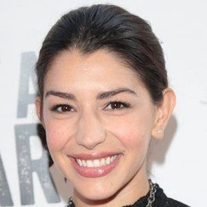 Jamie Gray Hyder Biography