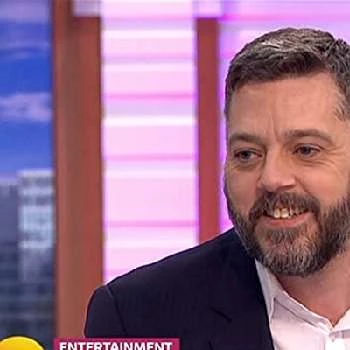 Iain Lee - Adderess, Bio, Birthdate, Family, Wiki & More