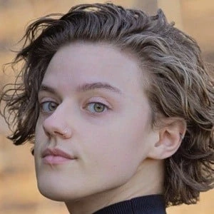 Ian Avery - Age, Bio, Birthdate, Family, Networth & More