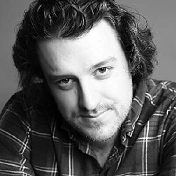 Ian Pozzebon Biography