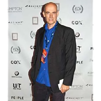 Ian Vernon - Age, Bio, Birthdate, Family, Networth & More