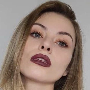 Arena Ibarra - Bio, Networth, Family, Age, Birthdate & More