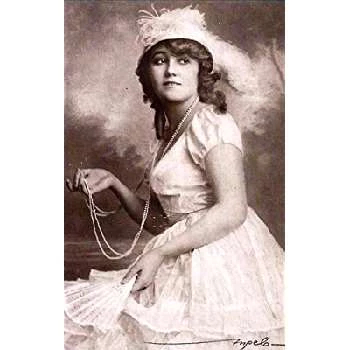 Ica von Lenkeffy - Bio, Networth, Family, Age, Birthdate & More